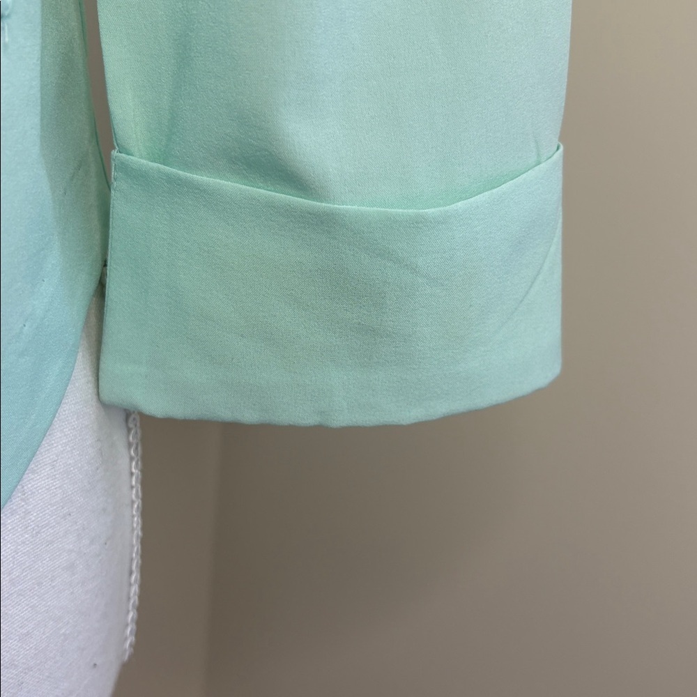 A. Byer Mint Green Open Front Women's Blazer. Medium - Picture 2 of 10